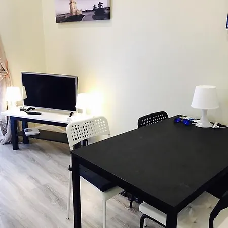Excellent 2 Bedroom In Apartman *
