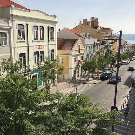 아파트 Excellent 2 Bedroom In