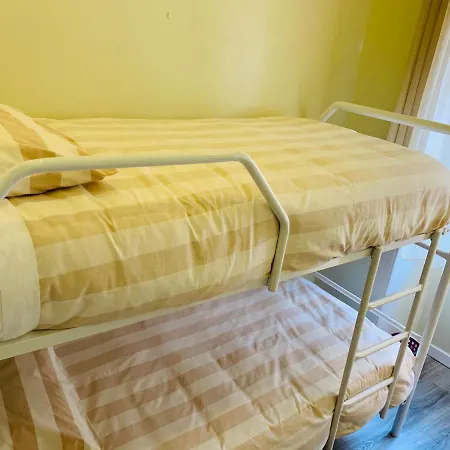 Excellent 2 Bedroom In * Лиссабон